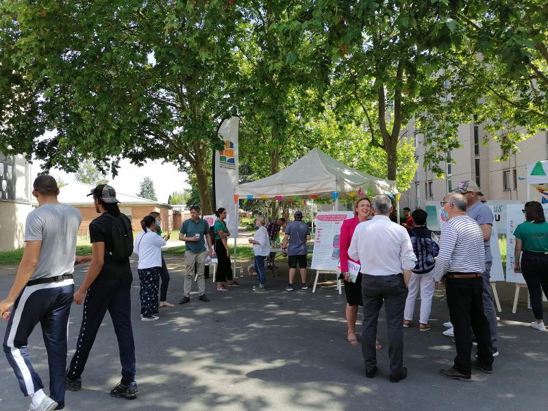 19_restitution avec balade urbaine et exposition.jpg 19_restitution avec balade urbaine et exposition
