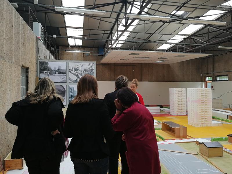 7- Début des visites dans la maquette.jpg 7- Début des visites dans la maquette